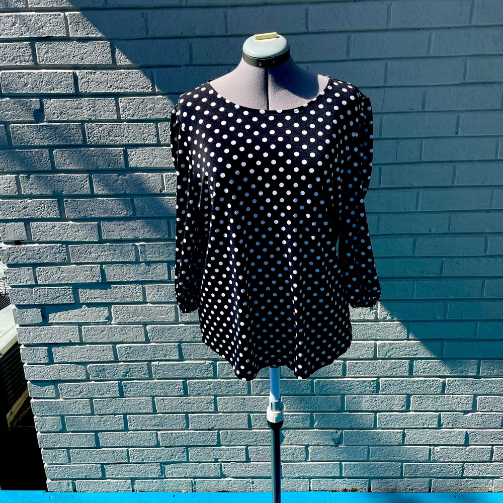 Adrianna Papell Polka Dot Top 🖤